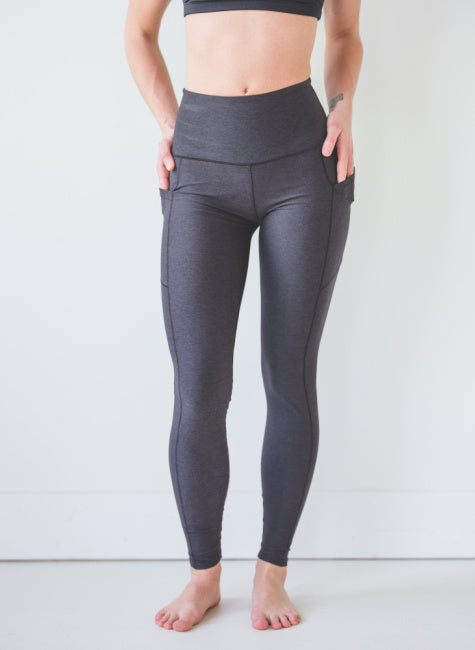 Yoga Pants | Colorado Threads | Coal Wander Pocket Yoga Pants